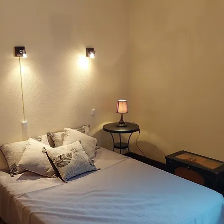 펜션 La Sirene Escapade En Famille Ou Entre Amis Maison Lumineuse Avec Exterieur Prive A 5 Min De La Confort Et Convivialite Assures 생-트로장-레-뱅